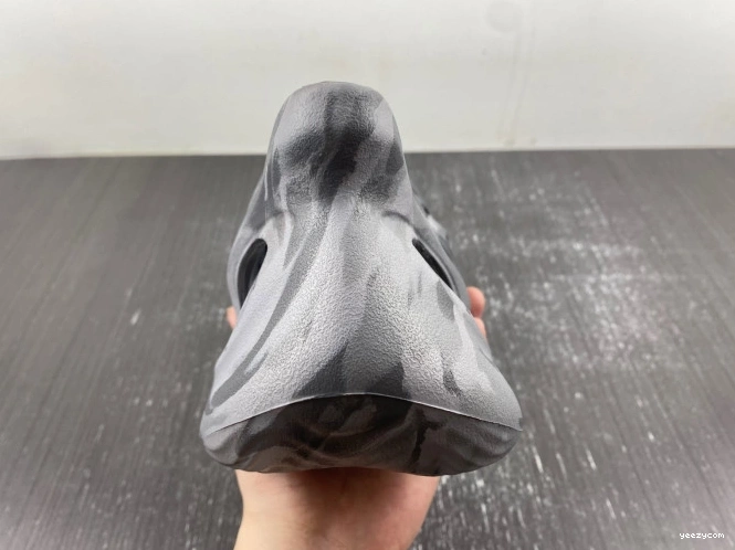 IE4931 Yeezy RNR Adidas MX Foam Granite 0719